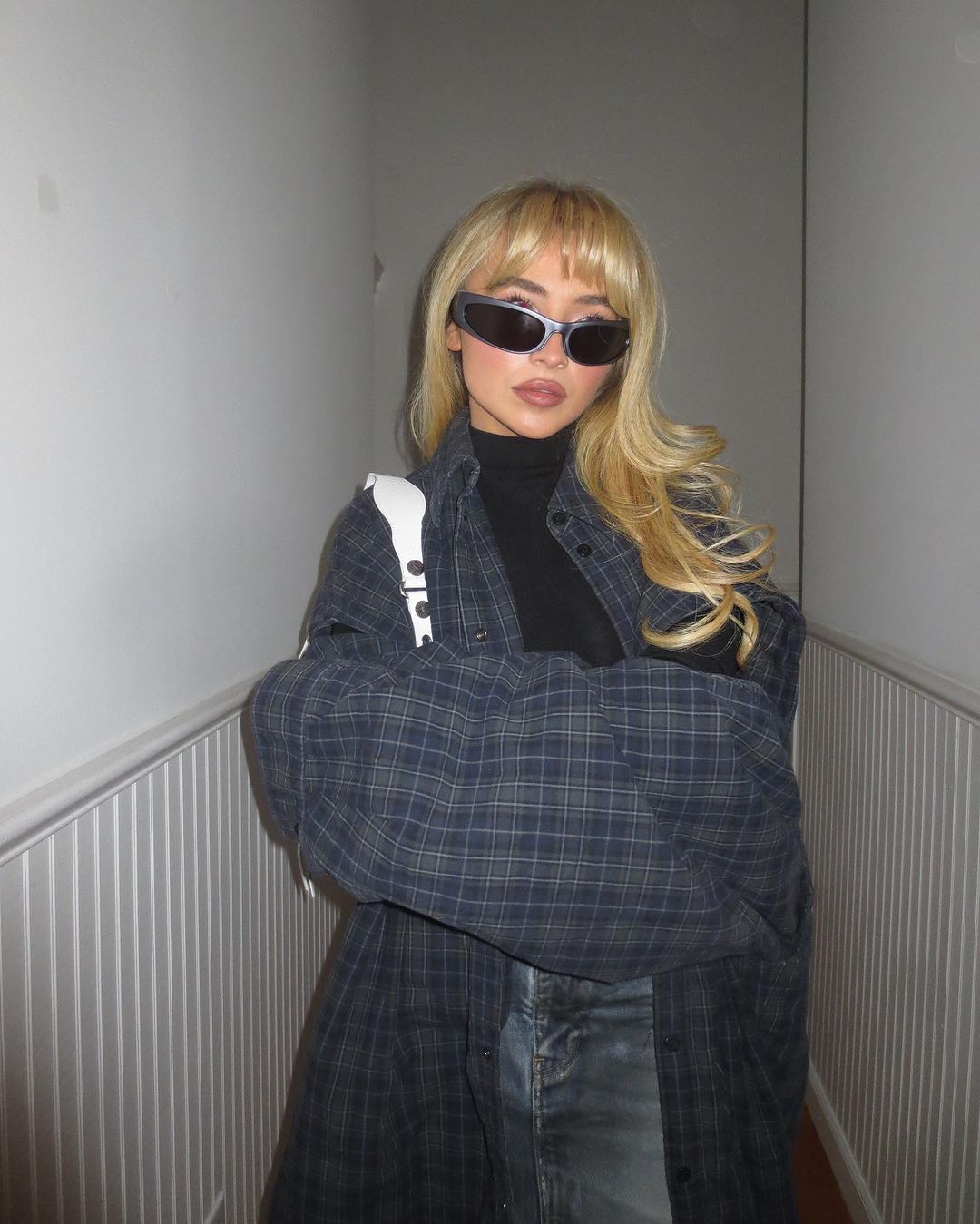 sončna očala jennifer lopez rdeči ščit