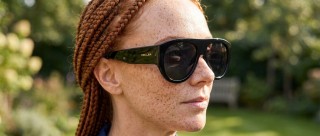 Meller Lira All Black Generirana slika
